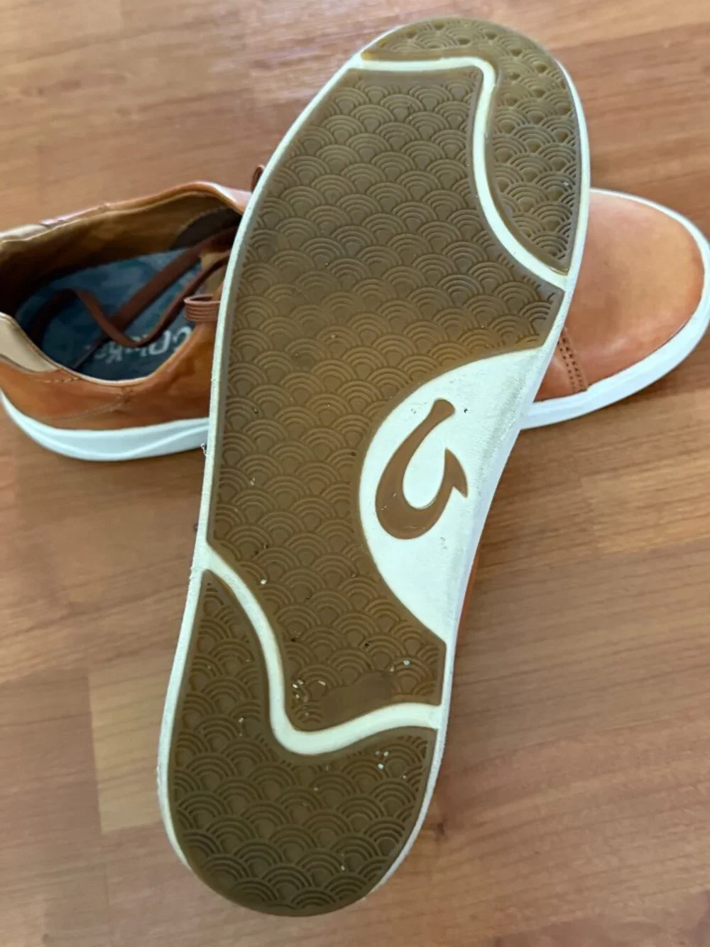 OluKai - Lae‘ahi Lī ‘Ili - Fox - Size 10.5